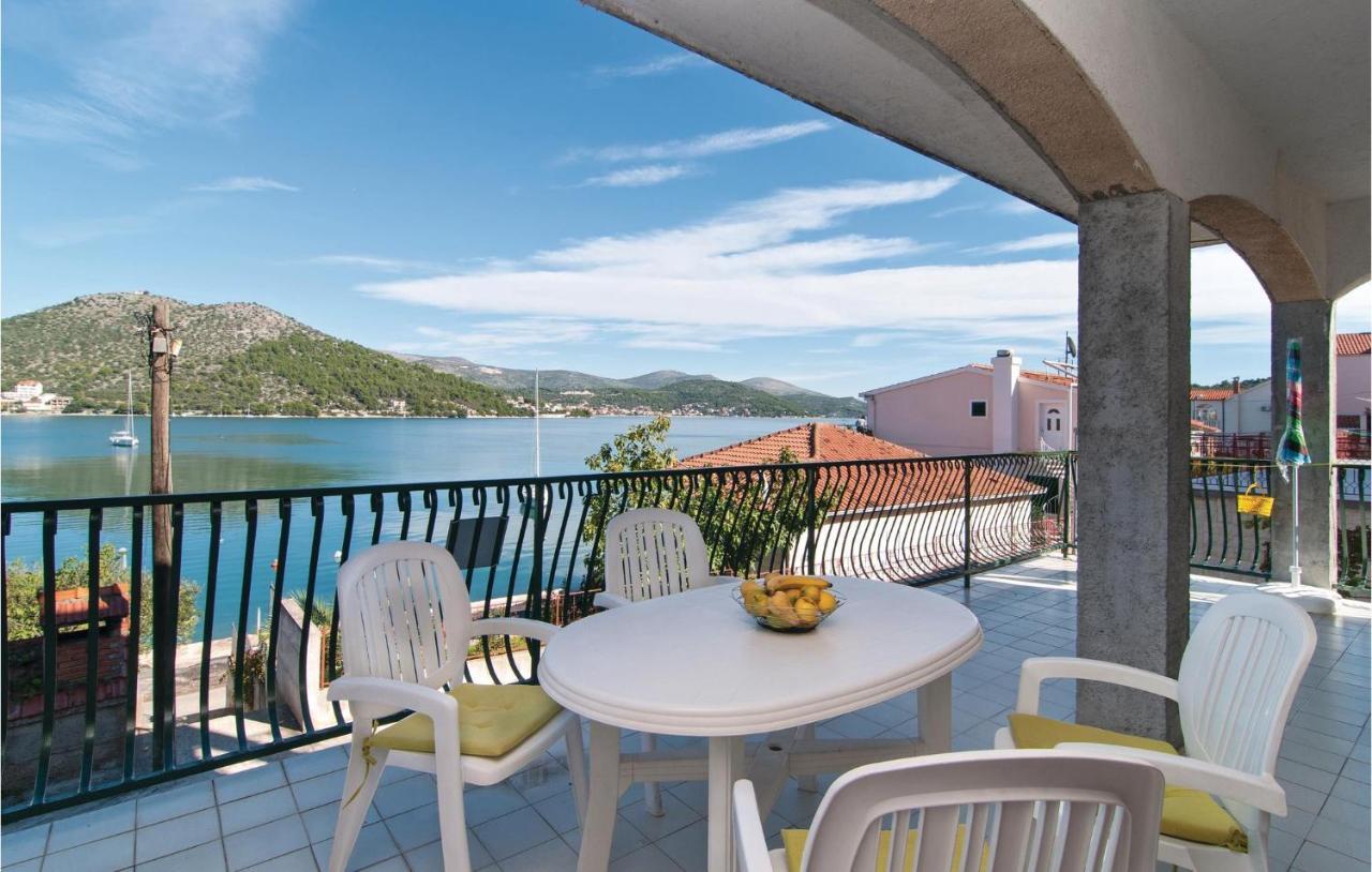 2 Bedroom Cozy Apartment In Marina Exteriör bild